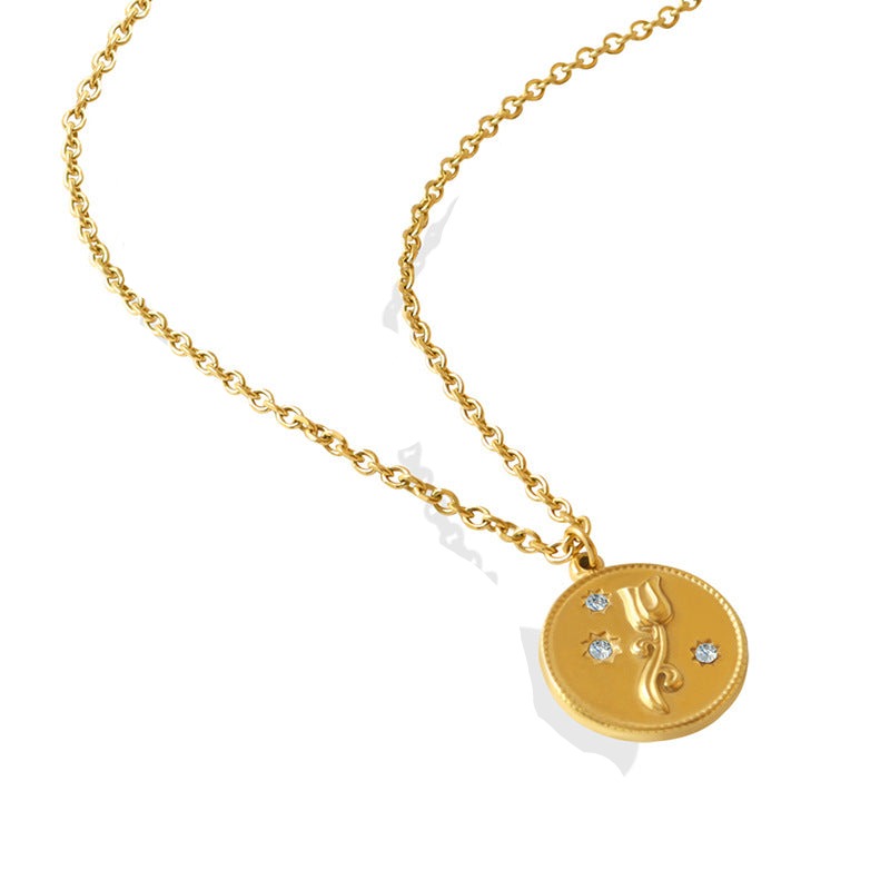 Amelia -   rose necklace